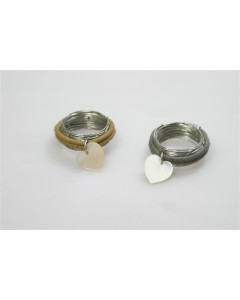 69439737_Anillo metal corazón colores variados
