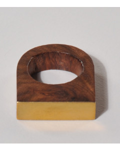 69441514_Anillo de Madera de Sheesham y latón dorado 17 mm.